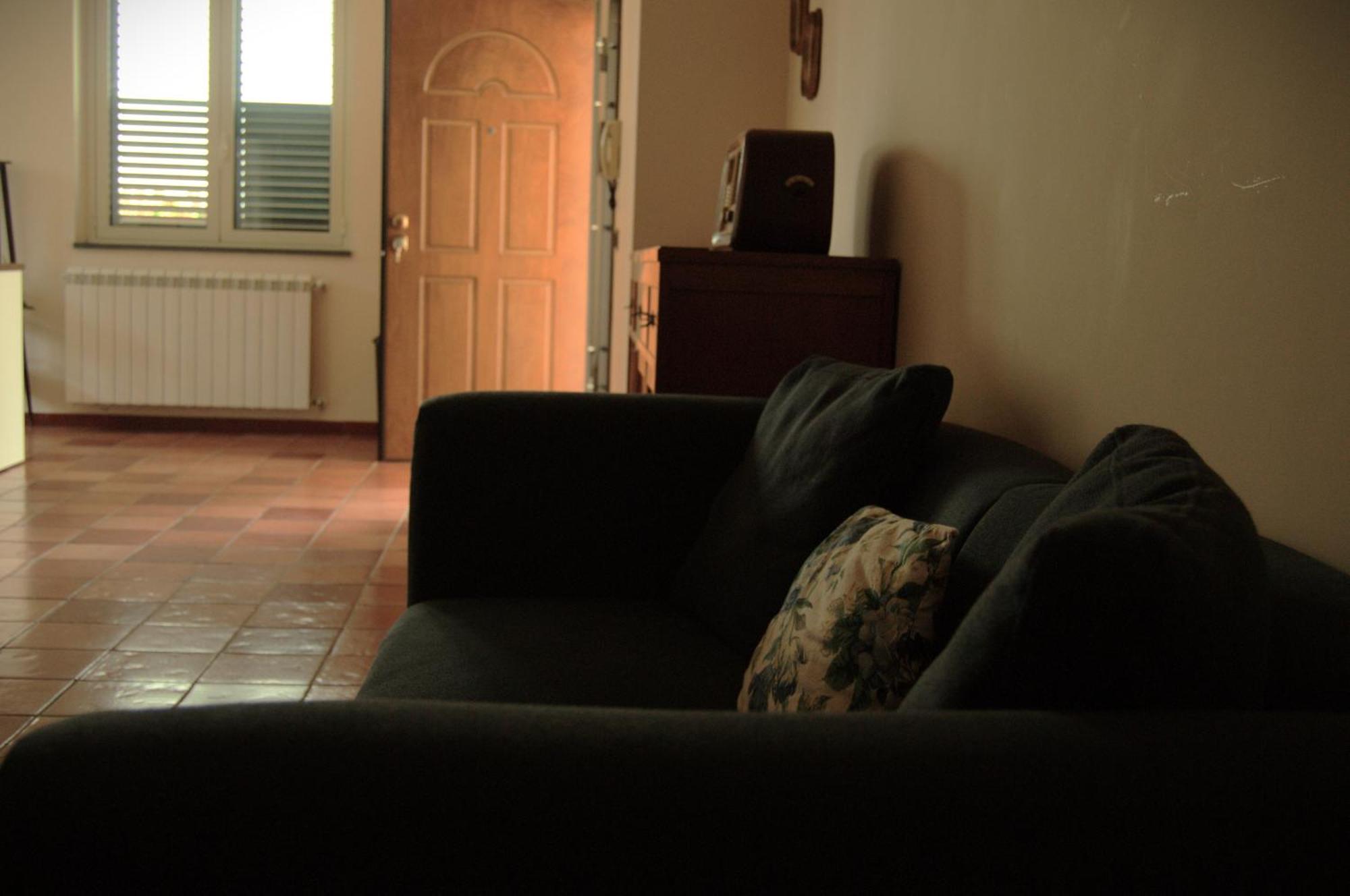 A Nespulara Bed and Breakfast Galati Marina Exteriör bild